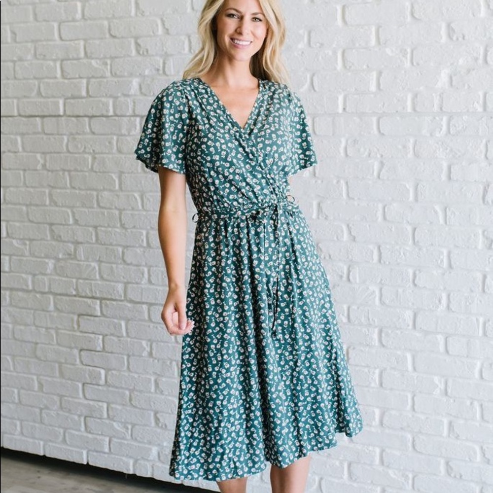 Citrus & Lemon Green Tulip Wrap Dress